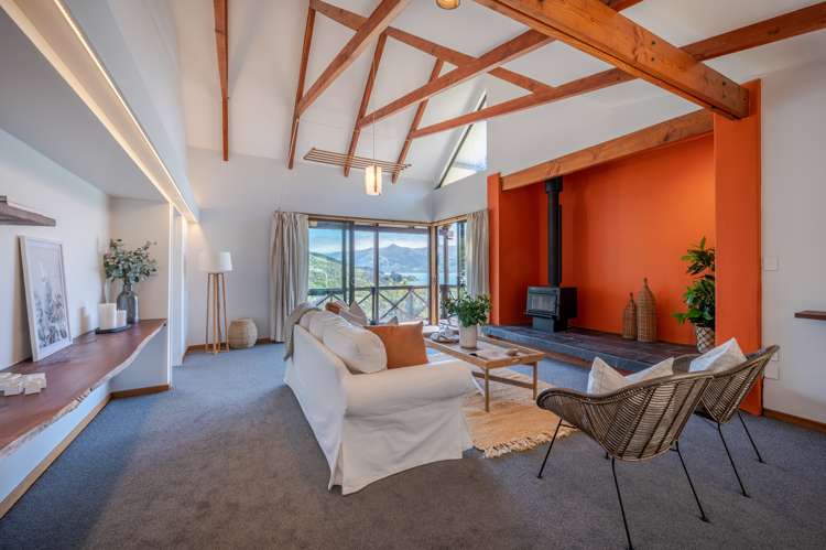 19 Settlers Hill Akaroa_1