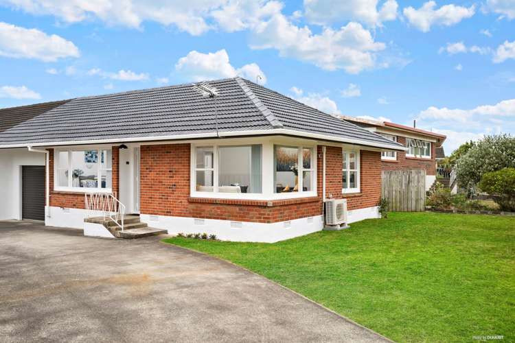 2/2b Dowling Place Pakuranga_1