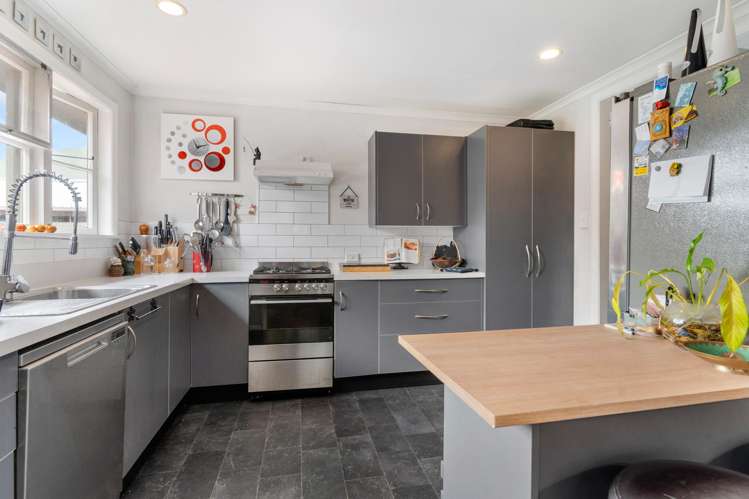 12 Dixon Street Carterton_4