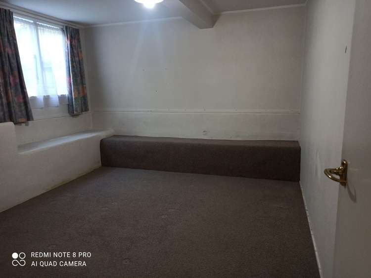 2/50 St Lukes Road Mount Albert_3