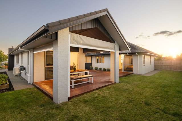 Entertainer’s Edge