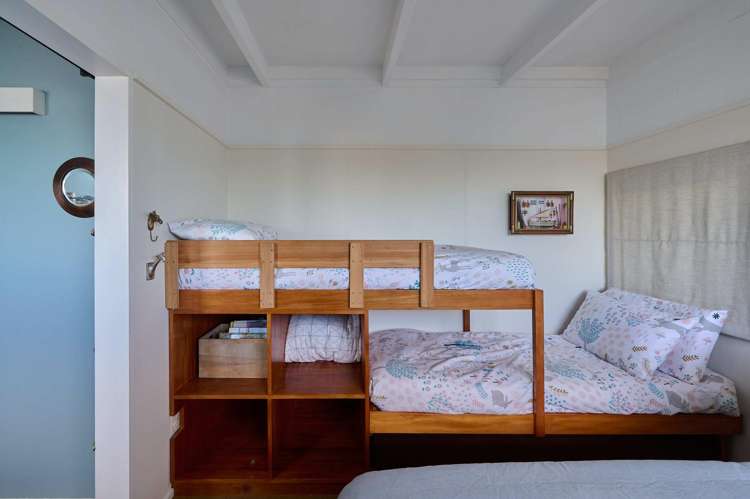 34 Guthrie Crescent Castlepoint_13