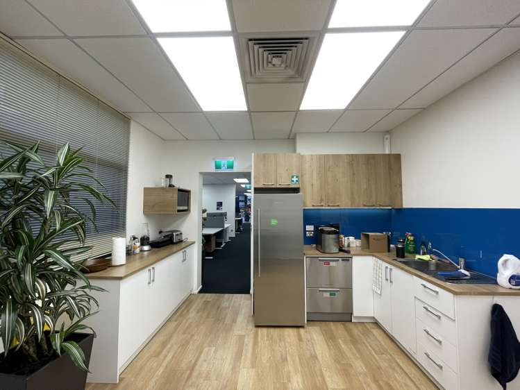 128-138 Hugo Johnston Drive Penrose_7