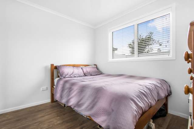 11a Windrush Close Mangere_4