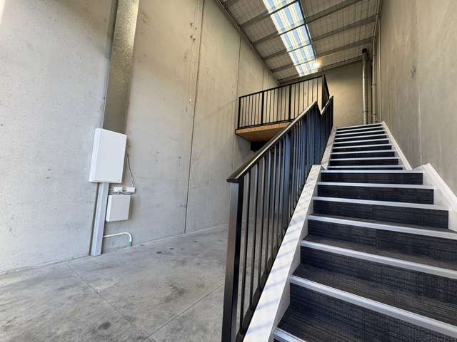 24/90A Hobsonville Road Hobsonville_2