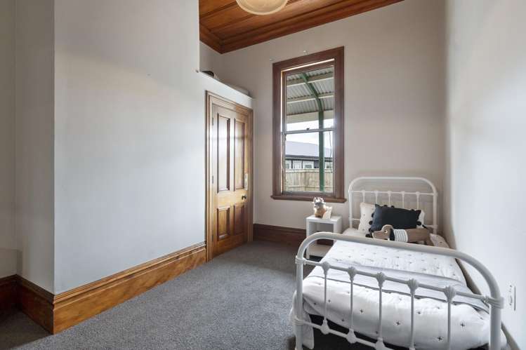 66 Bridge Street Bulls_10