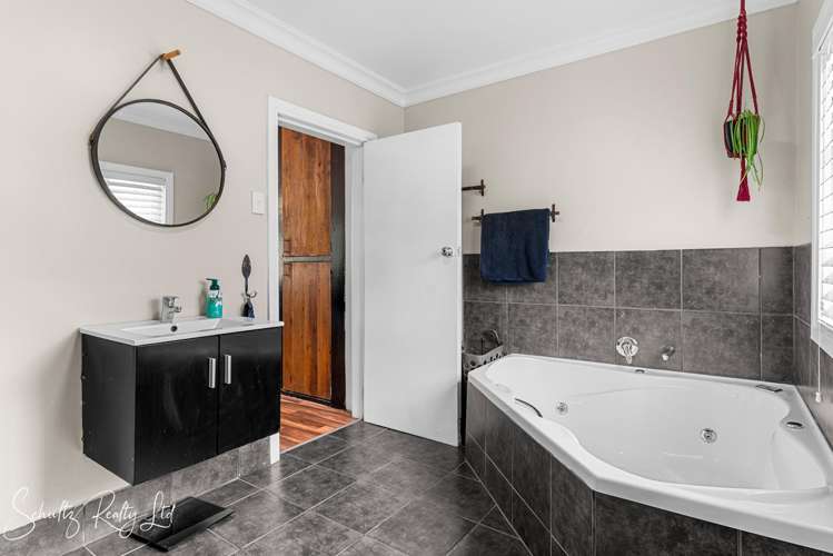 17 Franklin Road Paparoa_22
