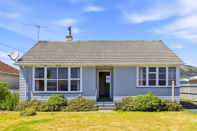 Plenty of Potential – Prime Opportunity!