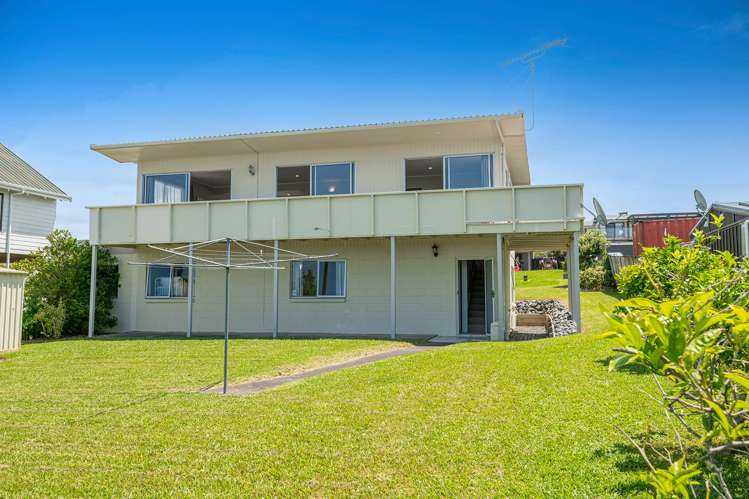 8 Kotuku Place Snells Beach_17
