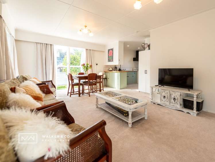 15 Kaponga Street Wainuiomata_4