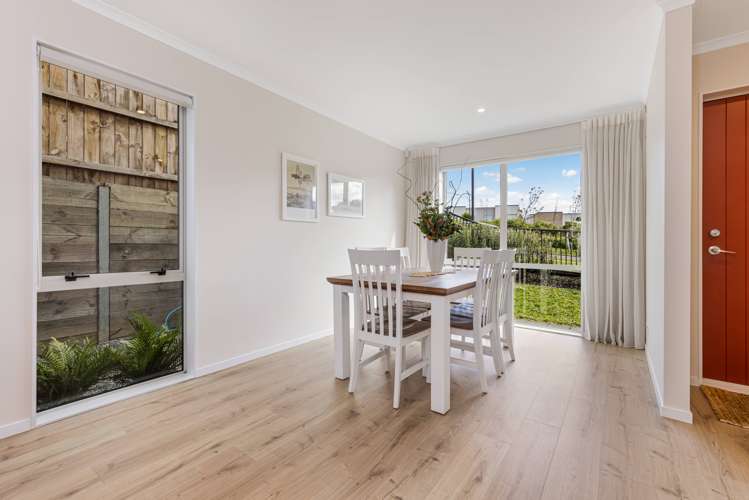 10 Waimoana Close Massey_2