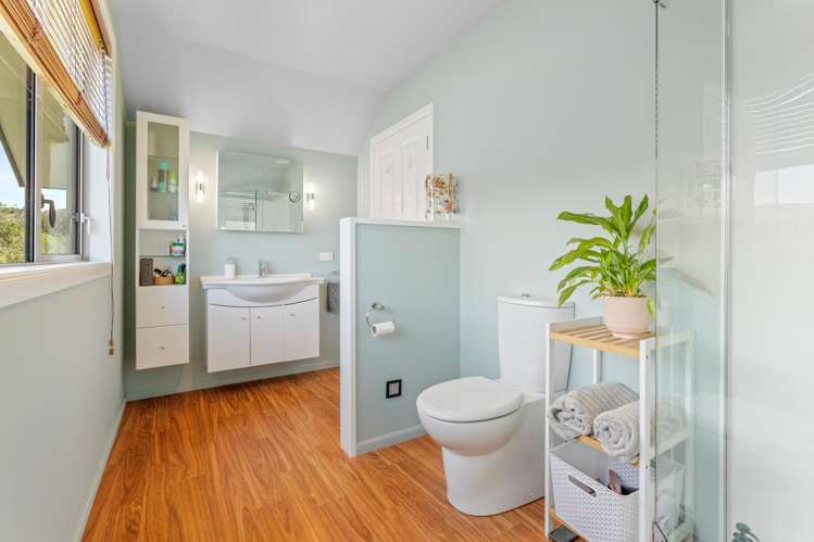 2 Railway Lane Outram_34