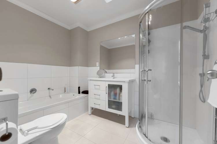 24 Kuaka Drive Takanini_13