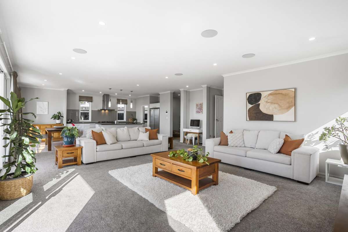 75 Point Chevalier Road_1