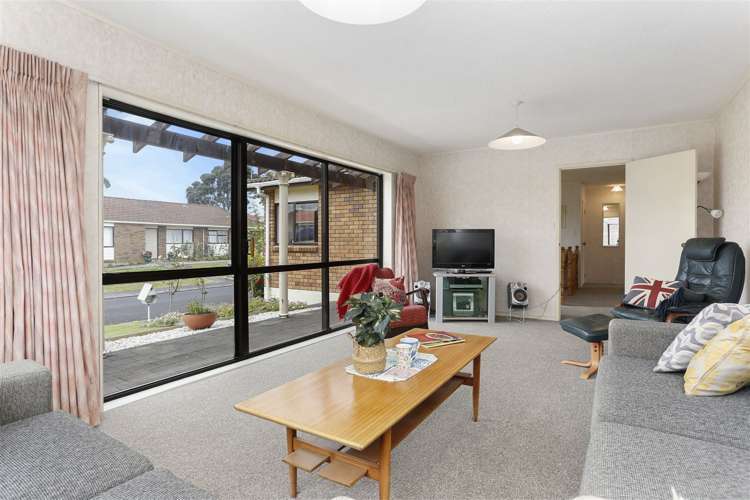 11 Bosnyak Drive Te Atatu South_2