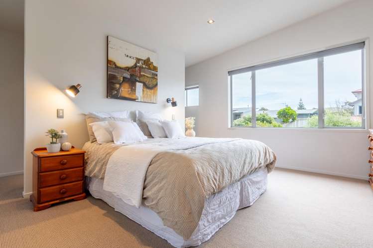 8 Metzenthin Close Raumati South_11