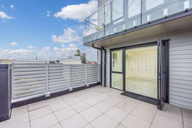 1m/12 Charles Street Mount Eden_2