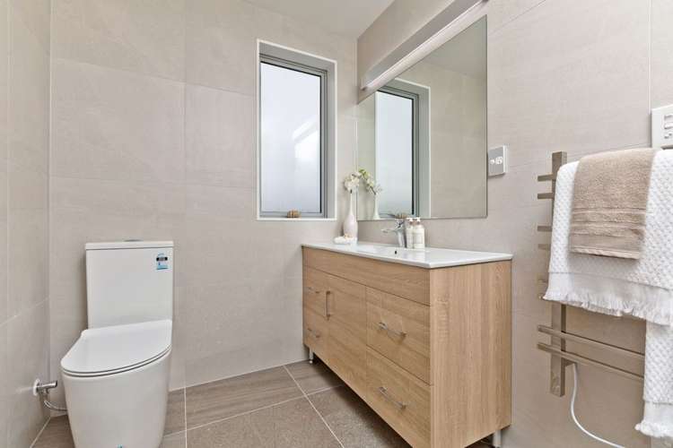 2 Blackbird Lane Hobsonville_13