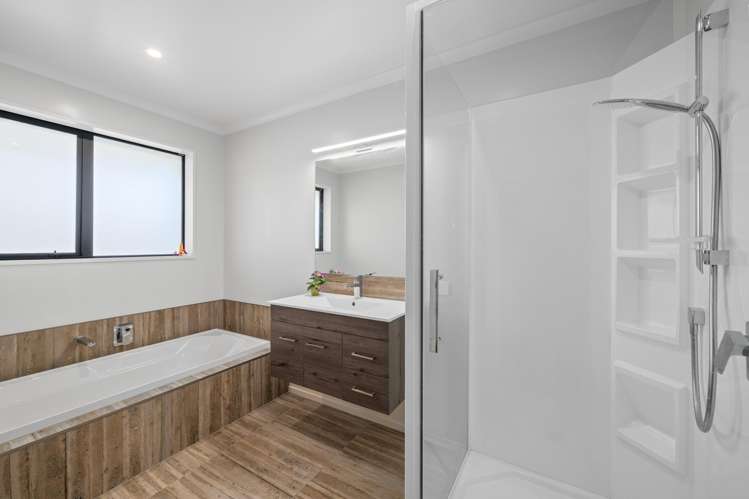 50 Harvard Road Burleigh_14