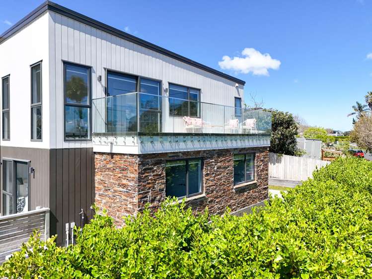 78 Fisher Parade Sunnyhills_12