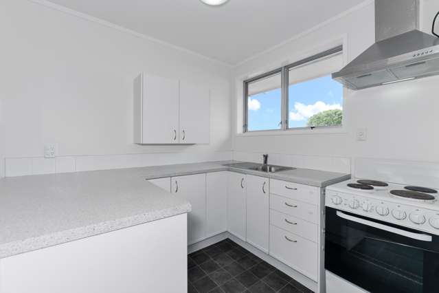 2/68 Ruawai Road Mount Wellington_3