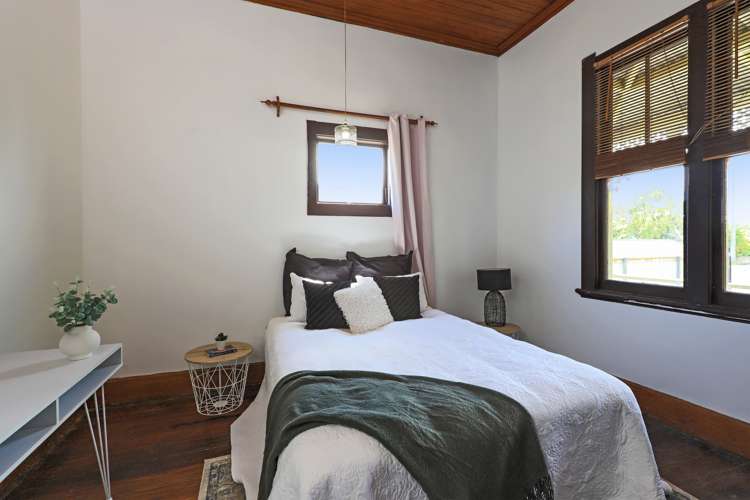 215 Grove Road Mayfair_15