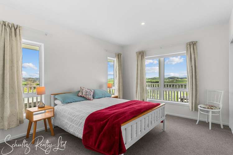 70 Te Pahi River Drive Maungaturoto_21