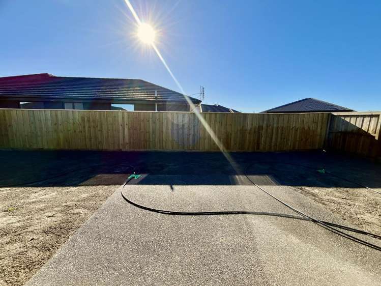 23 Longore Way 11103_18