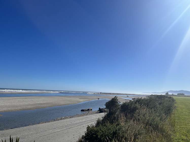 11 Fox Moth Drive Haast_5