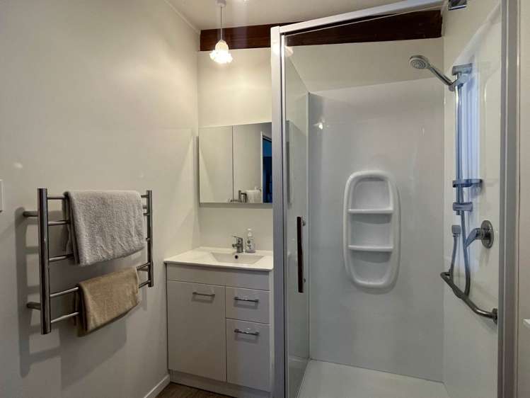 144 Takahe Road Titirangi_15