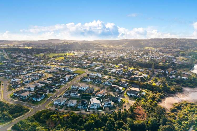 14 Tauwaka Crescent Riverhead_21