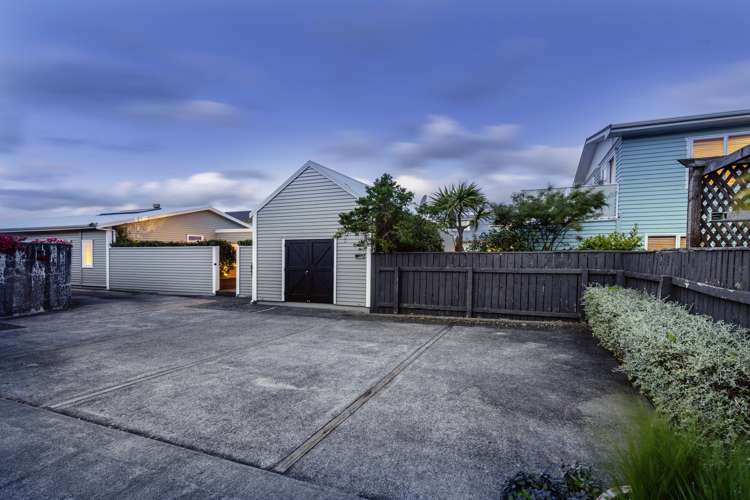 7 Marine Parade Seatoun_17