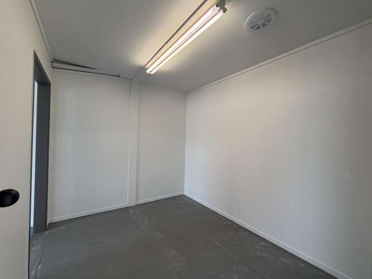 Unit 1, 99 Birch Avenue Judea_8