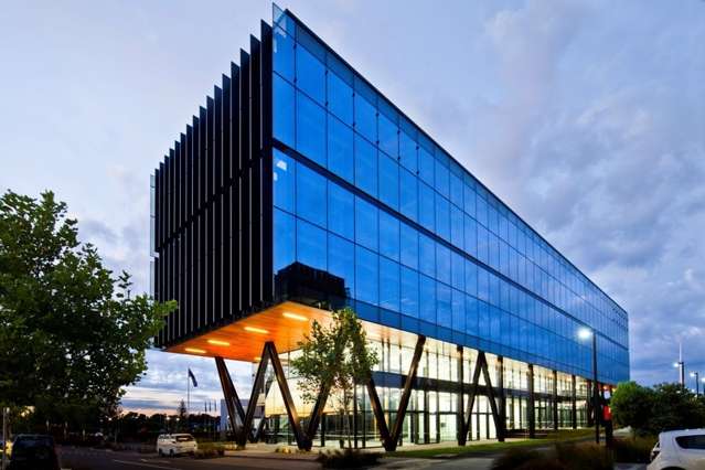 CBRE - Sophisticated Airport Office Space