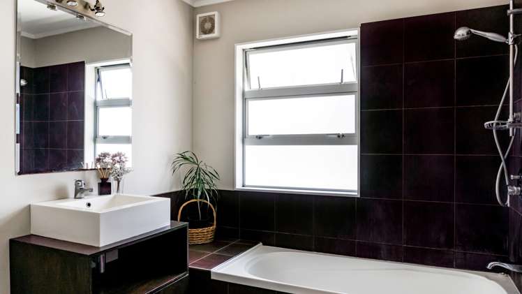 15 Violet Street Raglan_12