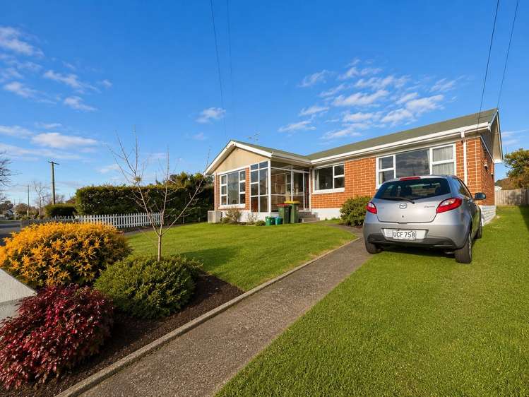 28 Lewis Street Glenview_14
