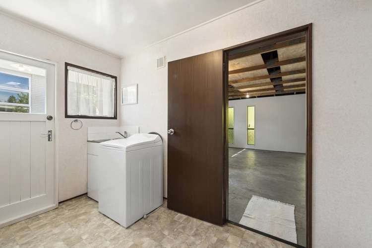 8 Wychwood Crescent Springfield_11