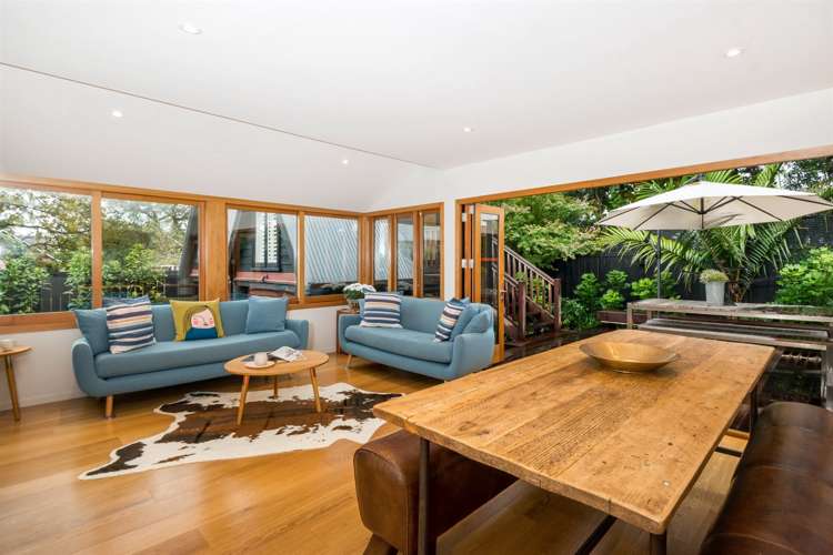 24a Russell Street Stanley Point_5