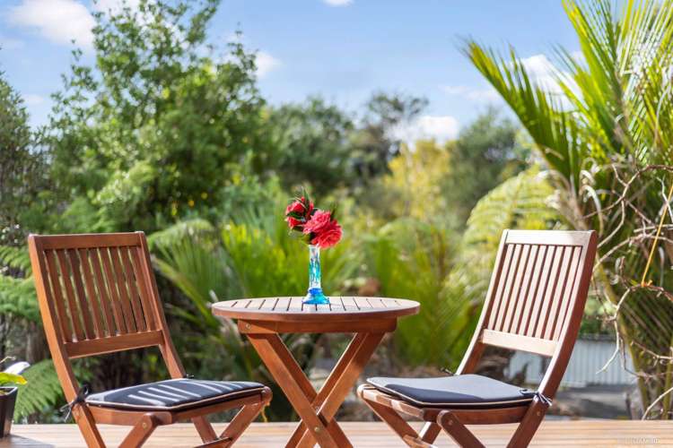 2 Aio Wira Road Waitakere_4