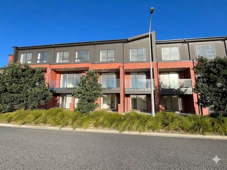 7 Waipuhinui Way Wiri_10
