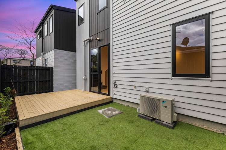 Lt 2-4, 13 Kurnell Drive Botany Downs_17