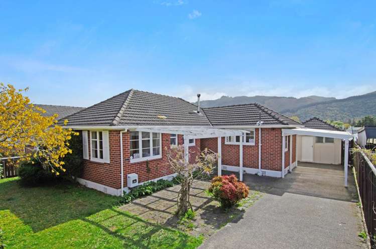 22 Courtenay Road Heretaunga_1