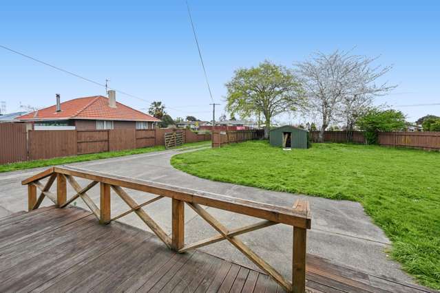 149 Clayton Road Mangakakahi_1