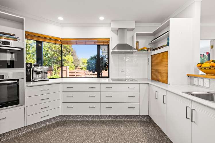 11a Bowling Road Greenmeadows_5