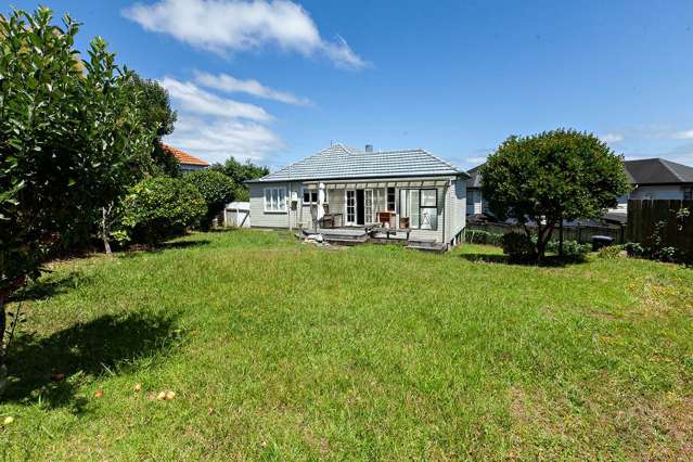 14 Milliken Avenue Mount Roskill_1