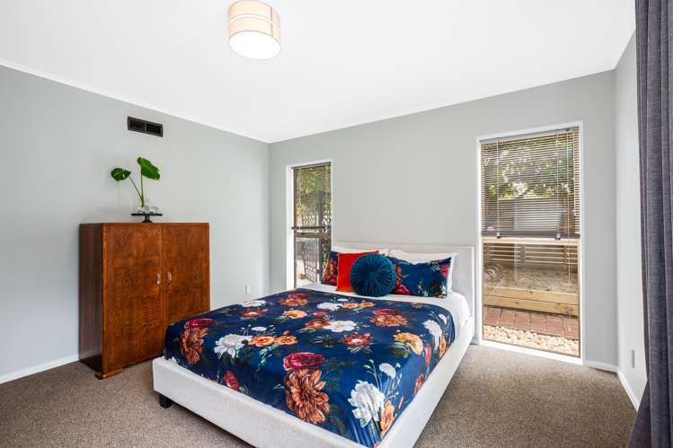 2 Pohue Grove Stokes Valley_25