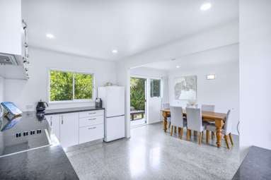 9 Norma Place_4