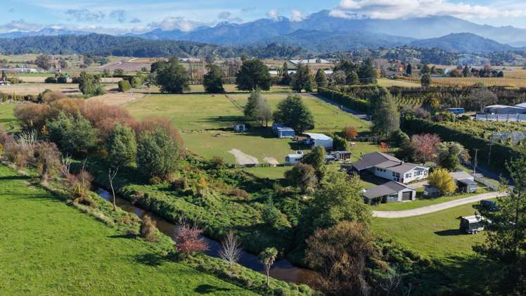 37 Central Road Lower Moutere_24