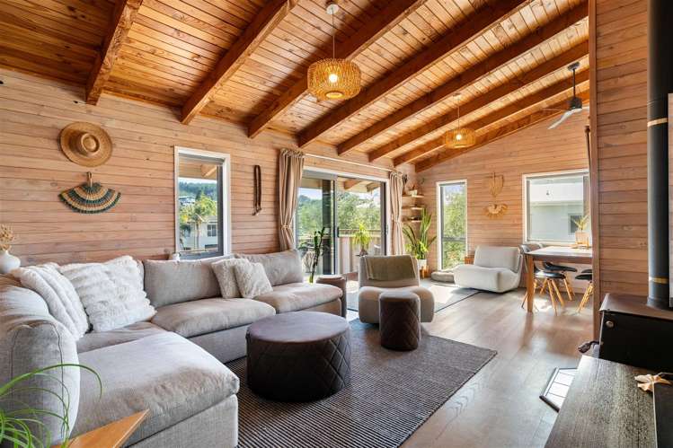 206 Onemana Drive Onemana_16