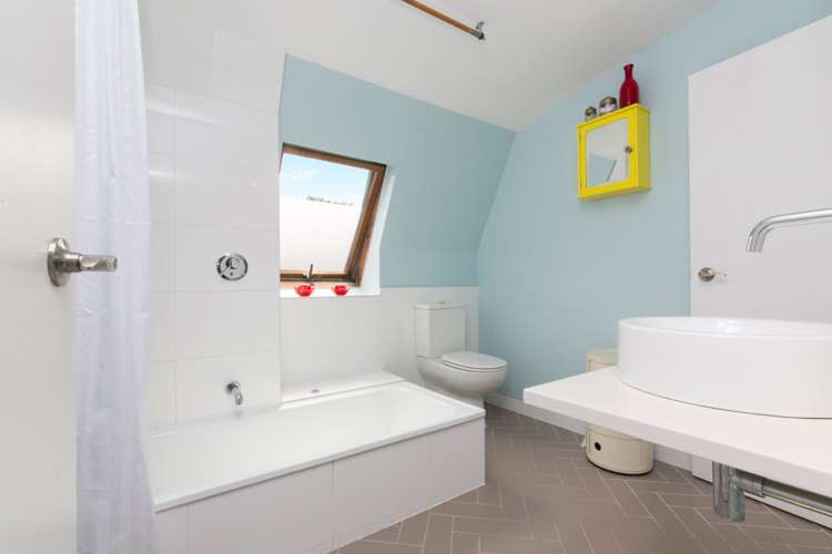 122 Laingholm Drive Laingholm_11